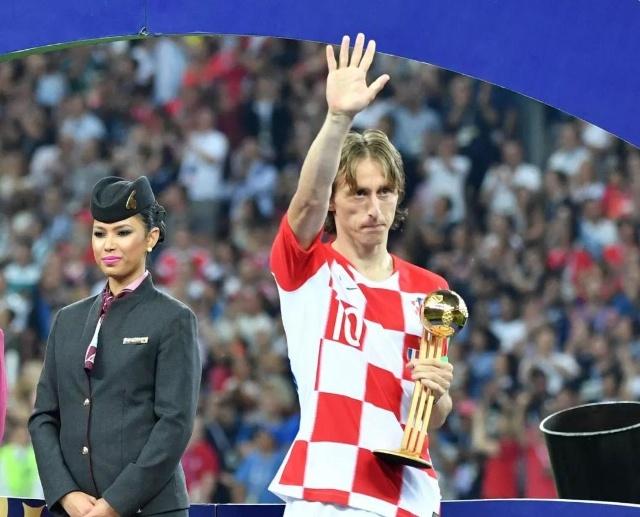 罗马诺：齐达内与法国足协达成口头协议，他没与皇马进行谈判（罗马诺：齐达内与法足协达成口头一致，未与皇马展开谈判）