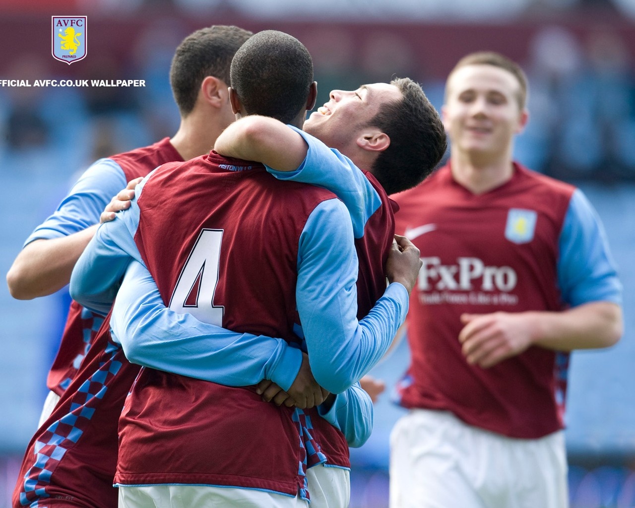 张耀坤：年轻人想踢上中超不易；现在的青训太功利忽略基本功