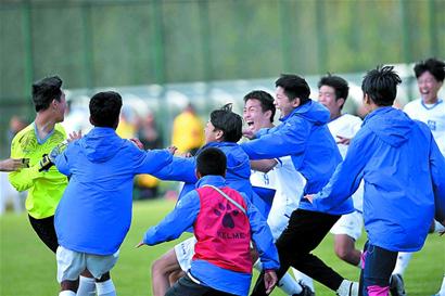 阿足协主席：我们在与斯卡洛尼的代表谈判，想续约到2030年（阿足协主席：正与斯卡洛尼代表洽谈，力争续约至2030年）