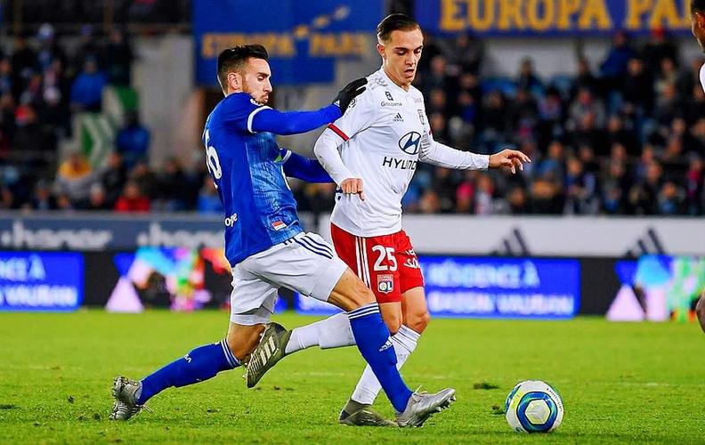 欧冠大神：鹏哥解球10连红 琛茹、小盼哥24中22