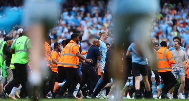 孙继海：邵佳一是最适合国足帅位人选，他已证明自己是好教练（孙继海：邵佳一最适合执掌国足，他已证明执教能力出色）