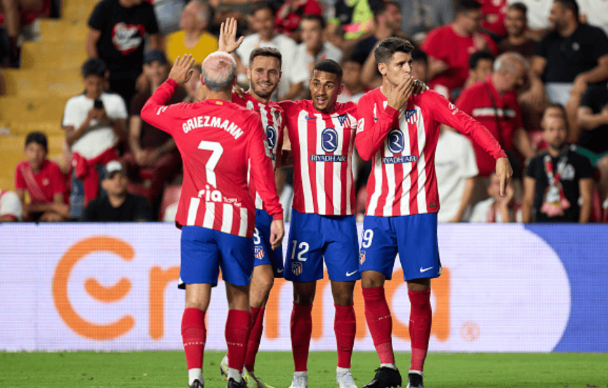 图片报：狼堡想挖多特体育总监凯尔，后者与多特合同到2027年