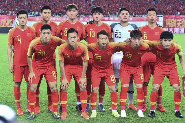 杨瀚森一战登顶热搜，7词条百万搜索，韩乔生：天赋一览无余