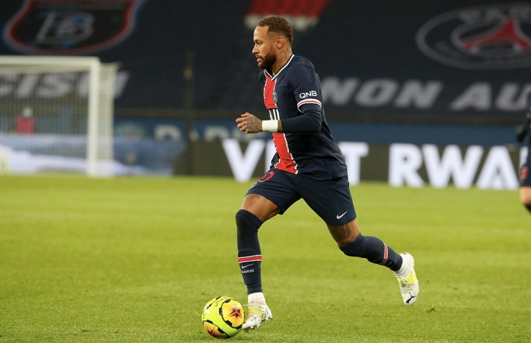 马内谈C罗：他是全世界运动员榜样，他拥有极强的职业精神（马内称赞C罗：堪称全球运动员楷模，职业精神极强）