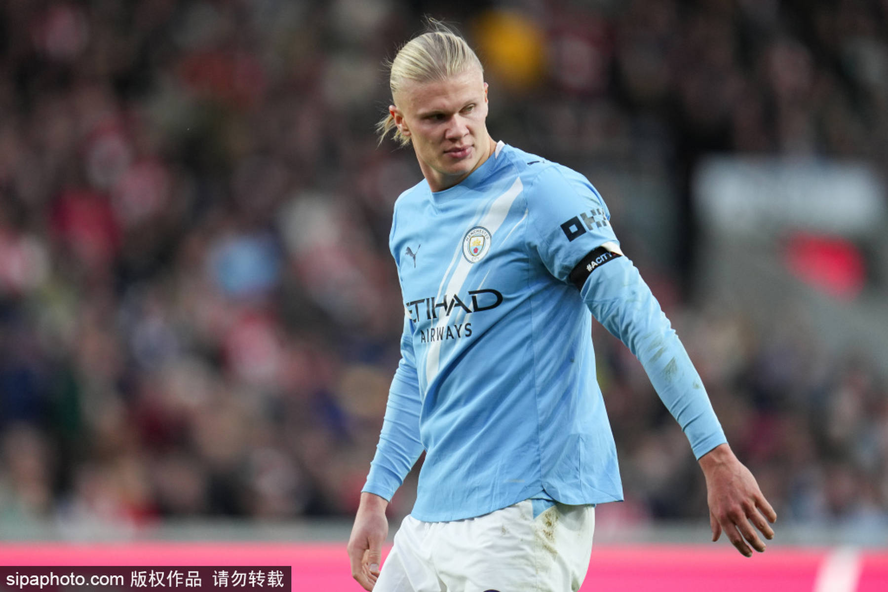 英超前瞻：曼城各项赛事遭遇两连败，利兹联客场表现挣扎（英超前瞻：曼城各战线遭两连败陷低潮，利兹联客场持续低迷）