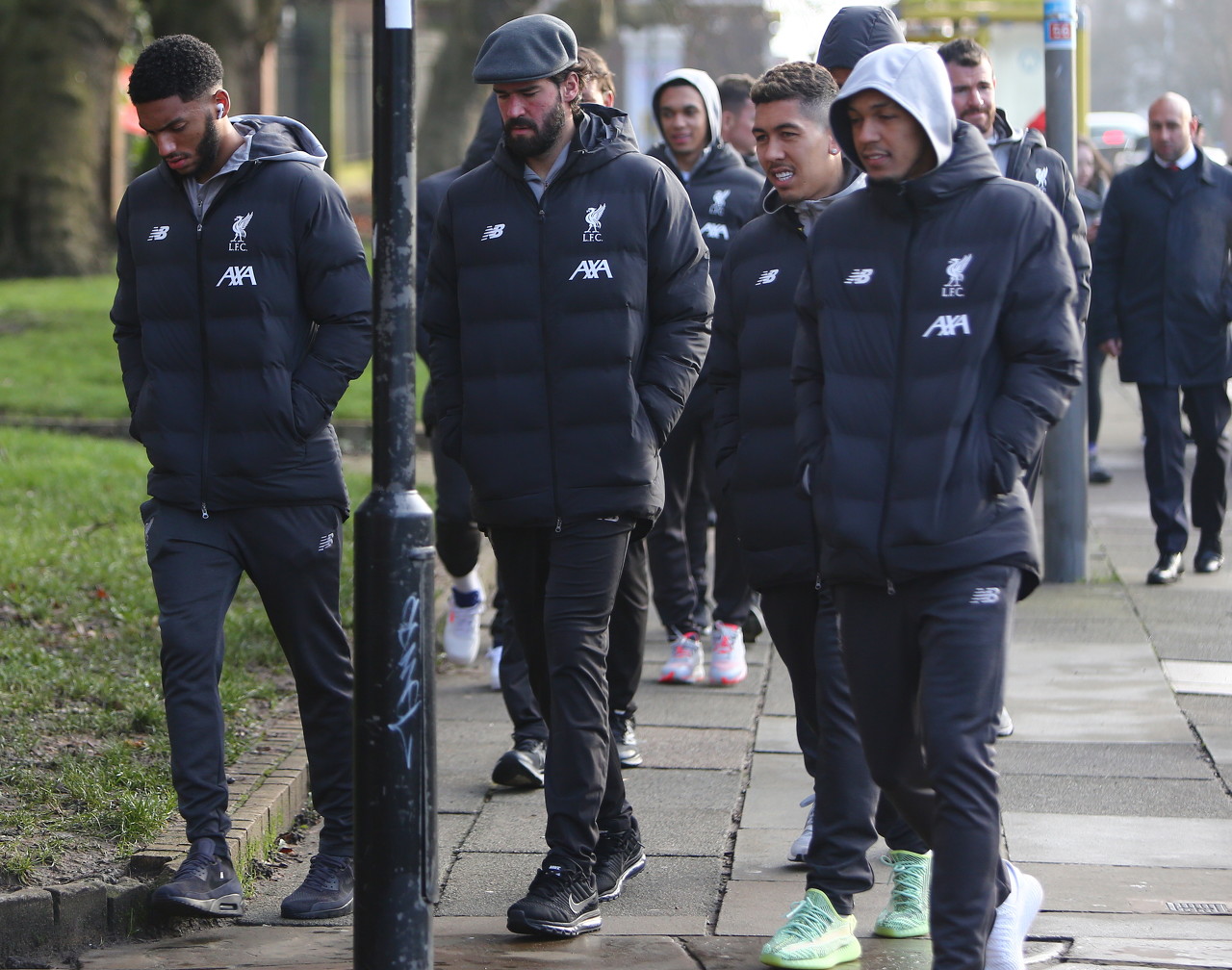 太猛了！随着曼城3-0横扫，英超积分榜如下：枪手仅剩两分优势！（曼城3-0大胜后，英超积分榜更新：阿森纳仅领先2分）