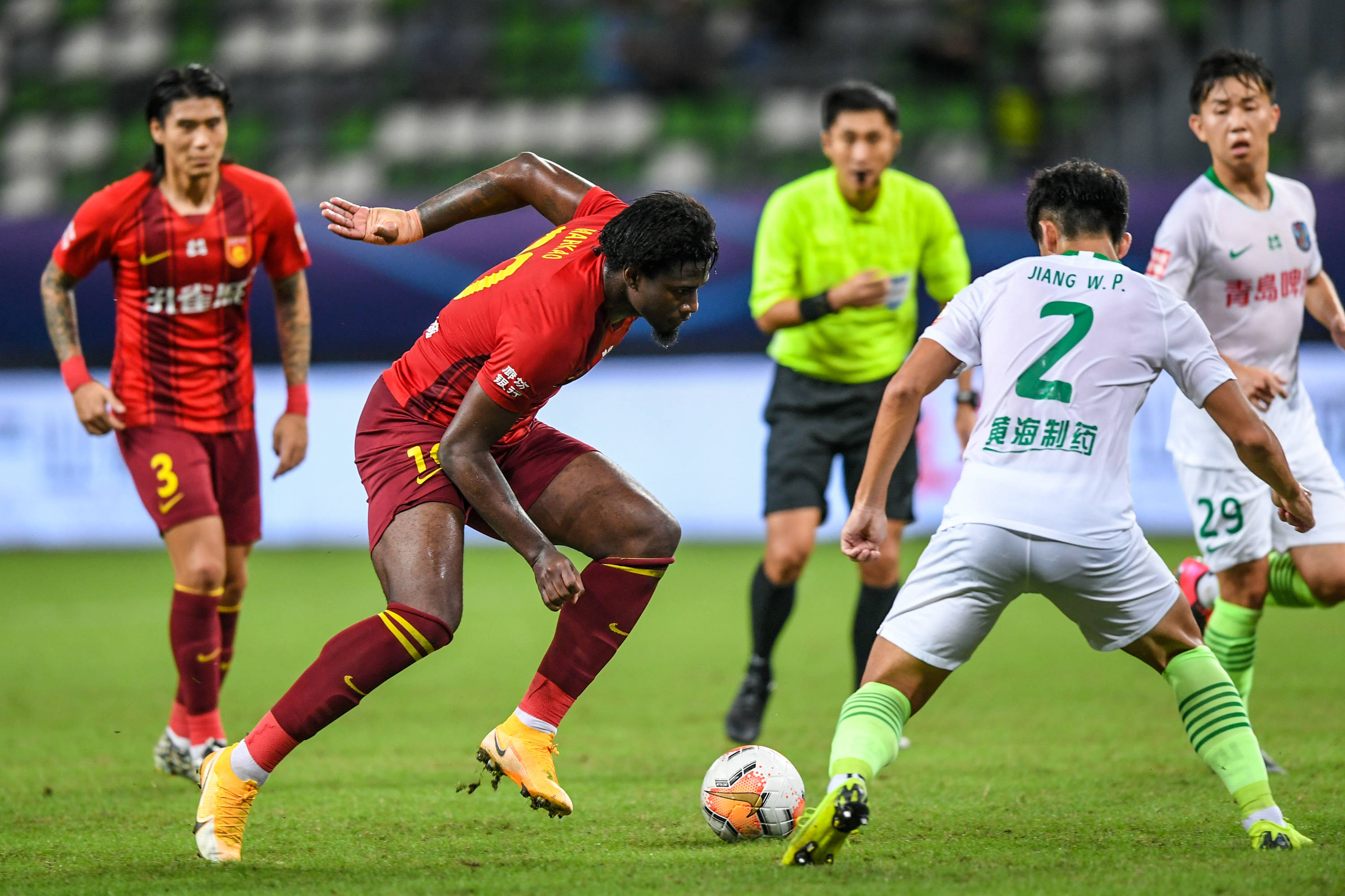 每体：一家土超俱乐部的现任主席和前主席涉赌被逮捕