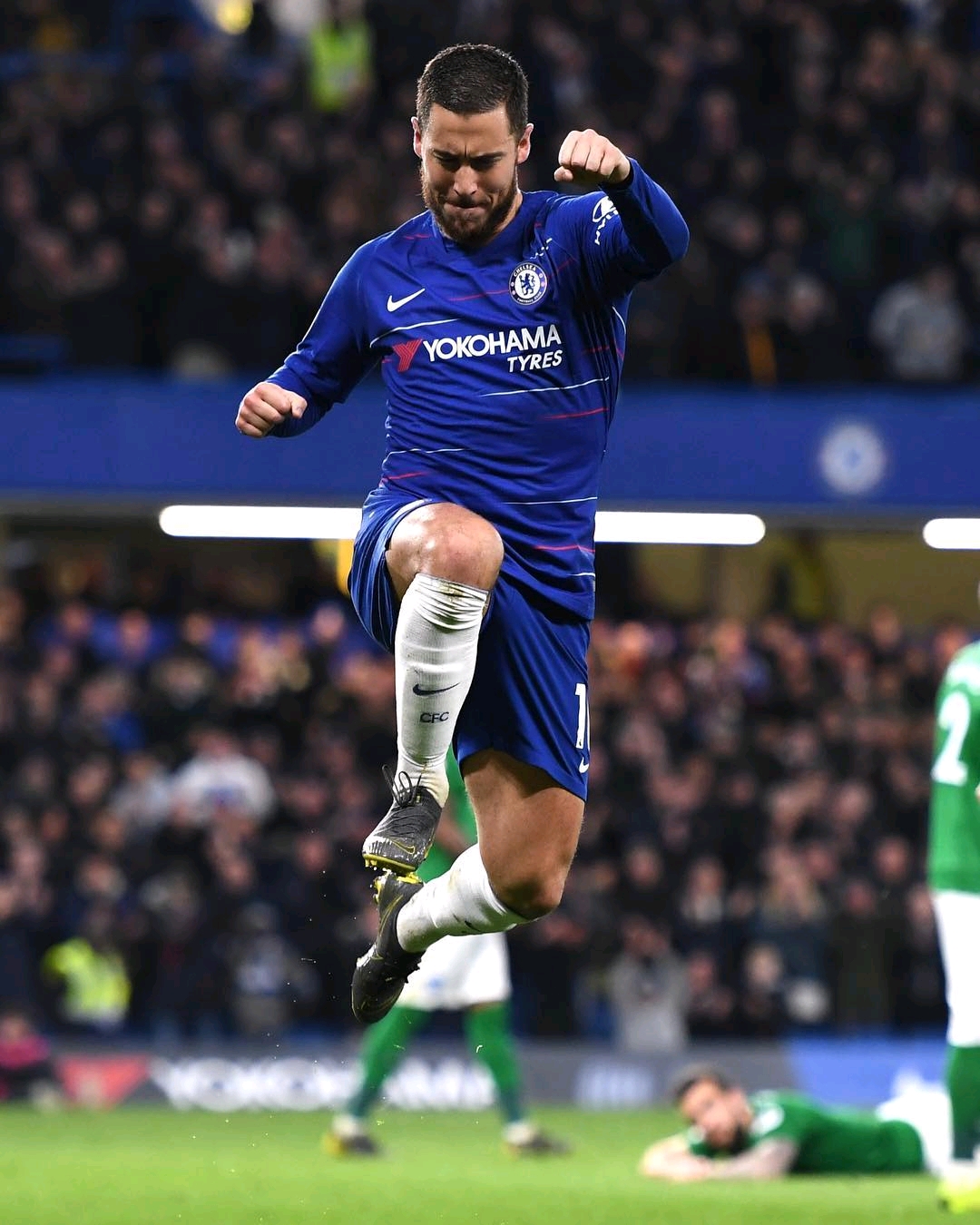 亚洲杯强队集体发力