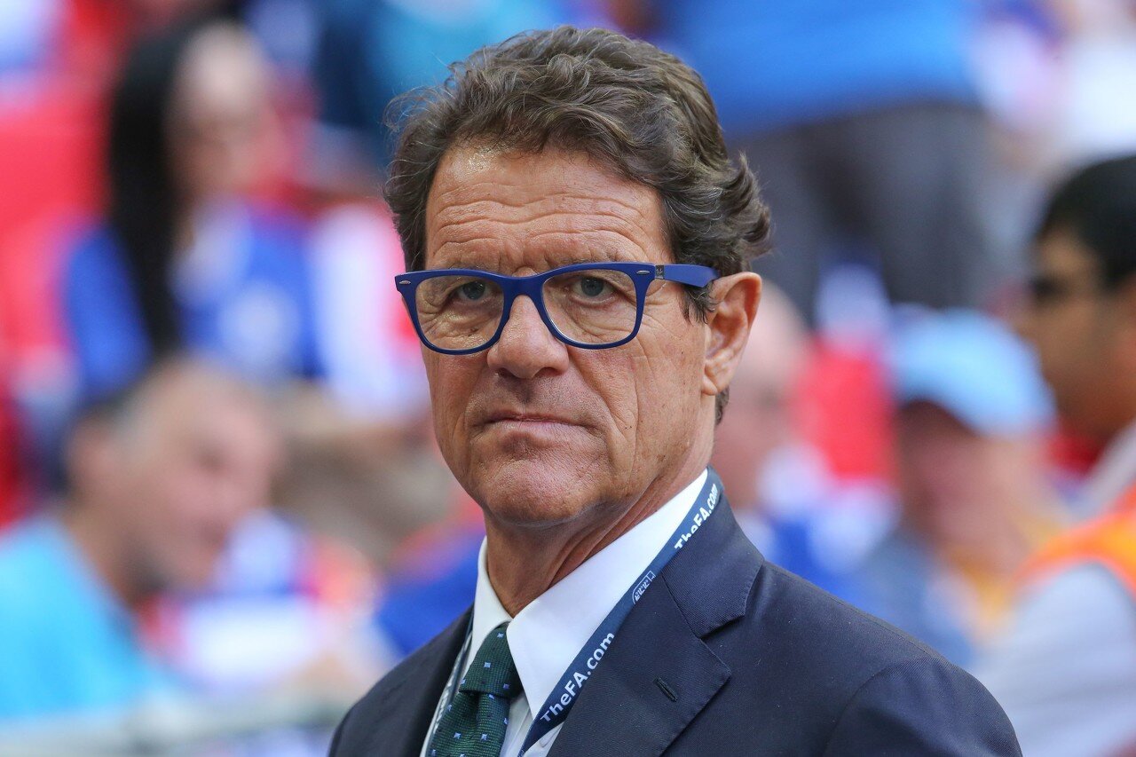 篮球火箭球队连续两场胜利庆祝